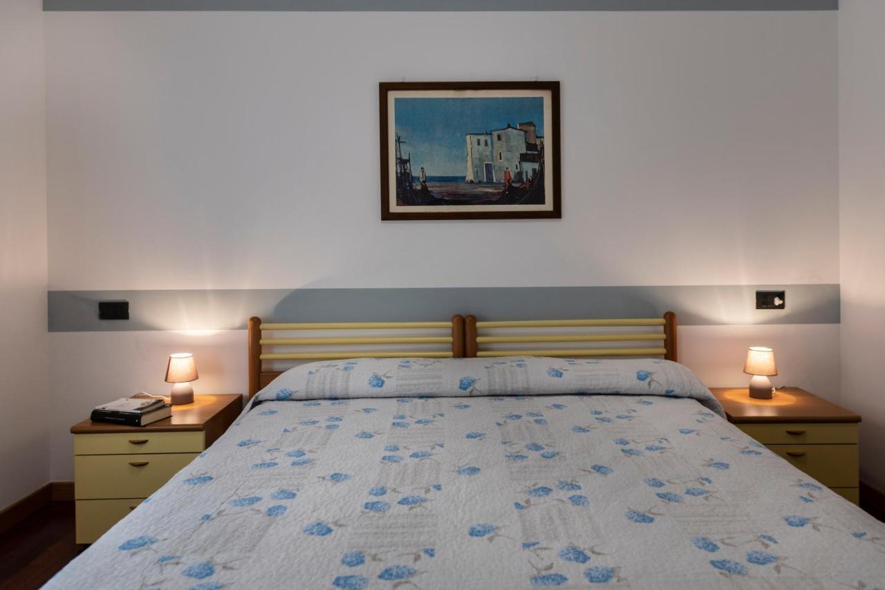 Residence Villa Al Lido ブレンゾーネ エクステリア 写真